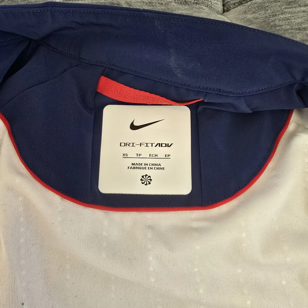 Nike 2024 Paris Summer Olympics Official Jacket - Picture 6 of 13